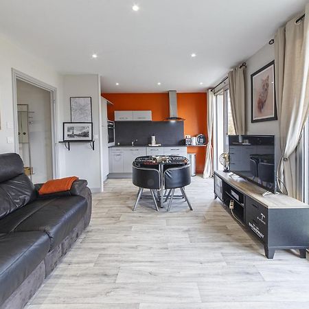 אנז'ה Chic Appartement Vue Sur Parc Au Calme מראה חיצוני תמונה