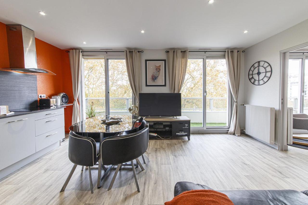 אנז'ה Chic Appartement Vue Sur Parc Au Calme מראה חיצוני תמונה